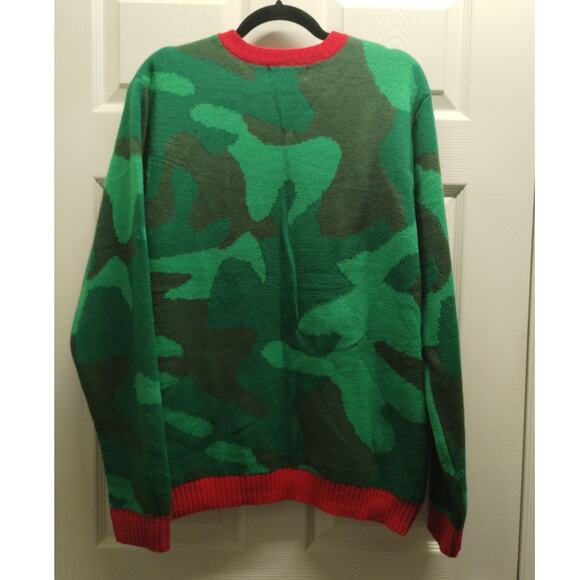 Blizzard Bay Men's Large Green Camo Brewdolph Beer Holder Ugly Christmas Sweater - Picture 2 of 7